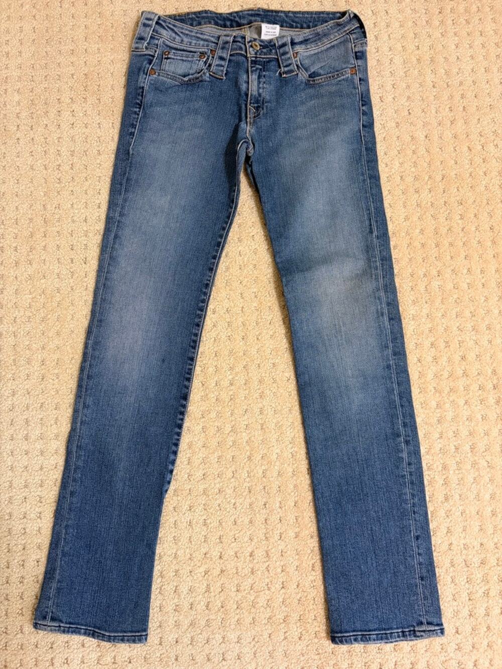Vintage Levi’s Lizzie Jeans 29M Made USA Y2K Stretch